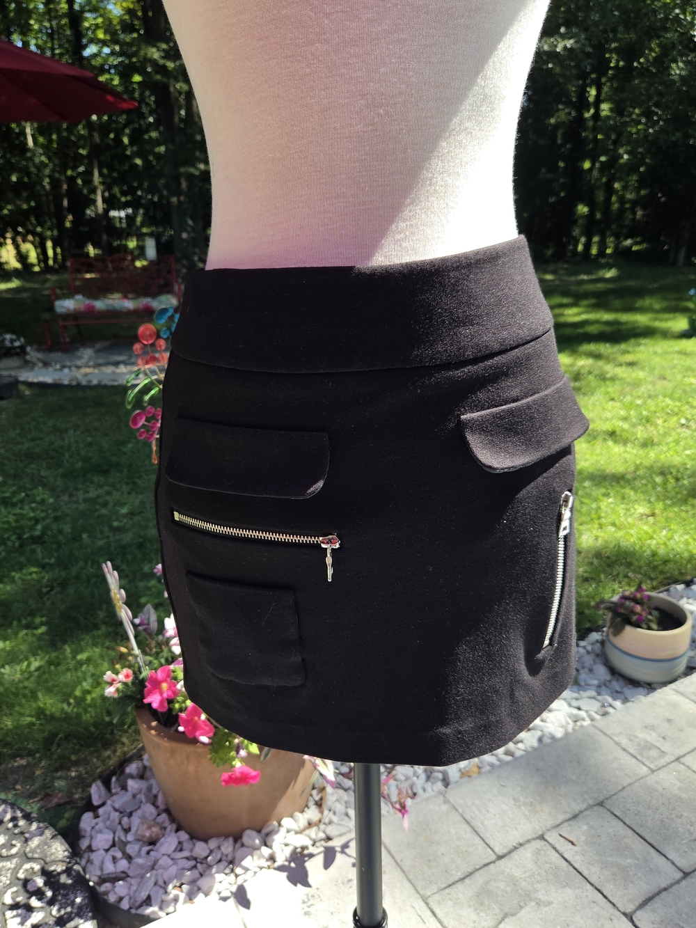 Cynthia Steffe Black Mini Skirt with Zip Pocket Details